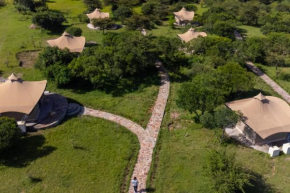 OLORIEN MARA CAMP